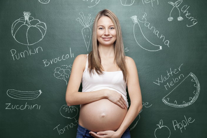Donna in gravidanza e cibo