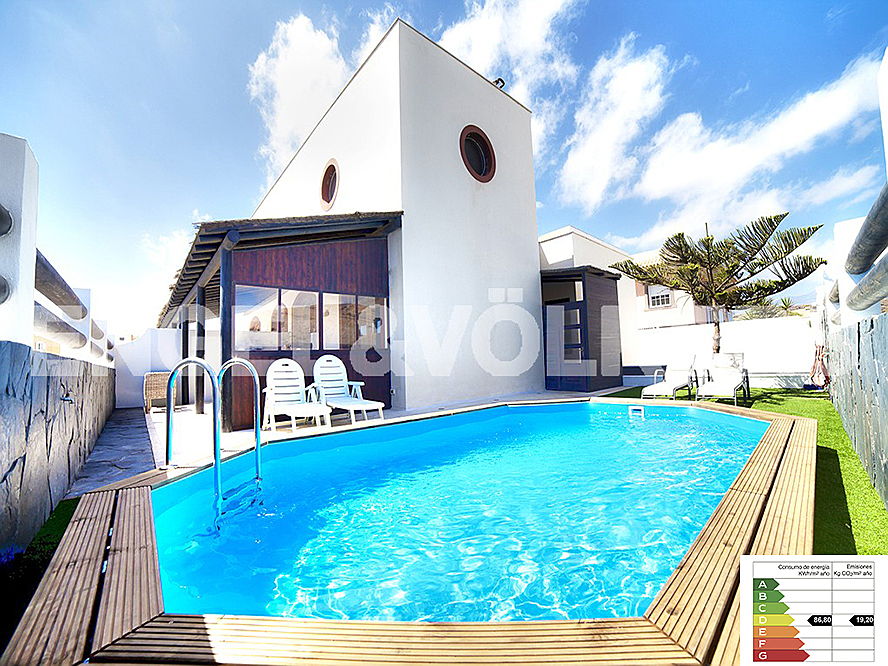  Costa Adeje
- Property for sale in Tenerife: Luxury design villa on the seafront in El Médano, Tenerife South, Engel & Völkers Costa Adeje