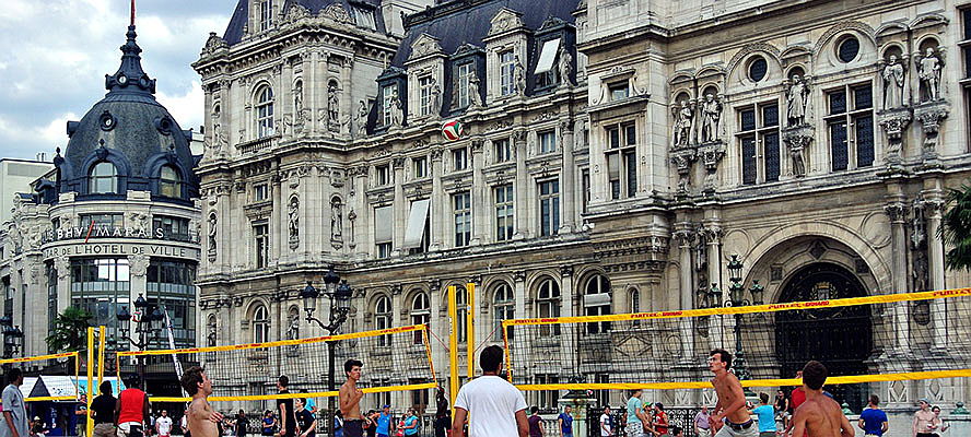 Paris
- Engel & Volkers Paris - Volley ball - Hotel de Ville - Crédit photo : Jasper