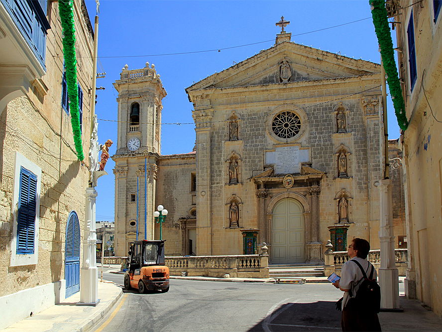  Birkirkara
- Attard Parish Church.jpg