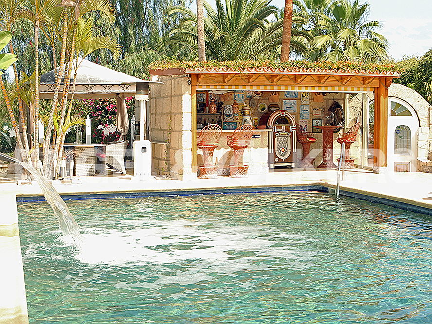  Costa Adeje
- Property for sale in Tenerife: Dream Villa in Costa Adeje, Tenerife South!