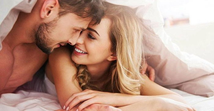 evlilik mutlu bir evlilik icin ciftler yatakta nasil davranmali doktortakvimi com