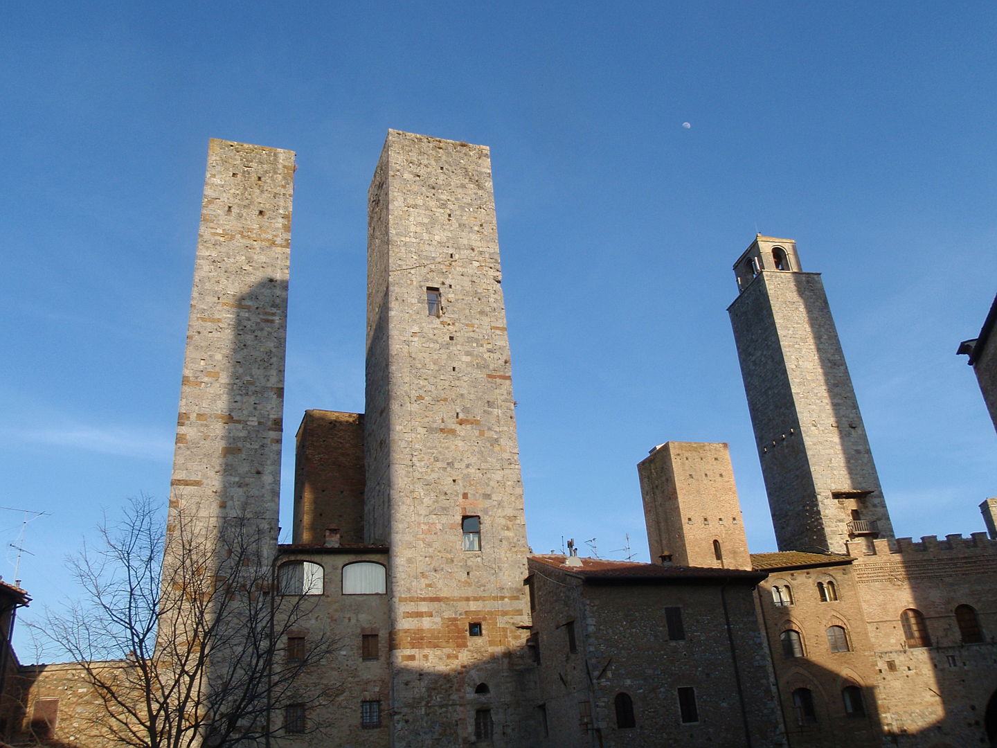  Siena (SI)
- towers-in-san-gimignano.jpg