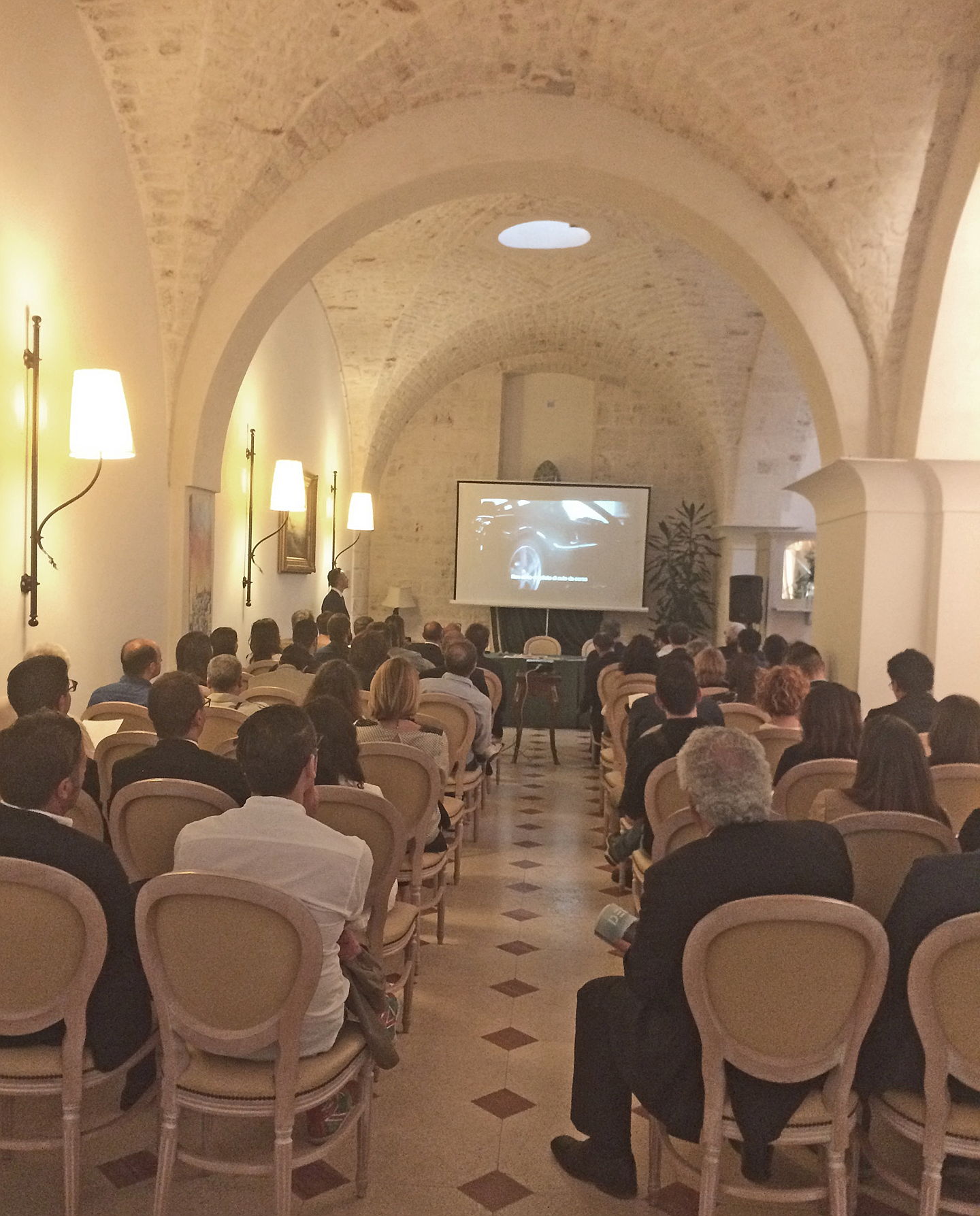  Milan
- Image - Ostuni 1.jpg