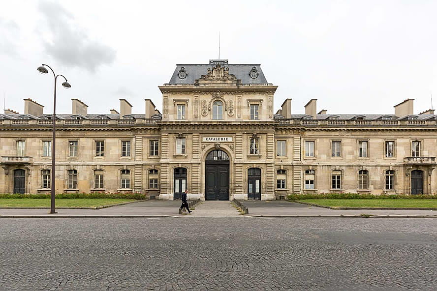  Paris
- A la découverte du 7ème: l'Ecole Militaire