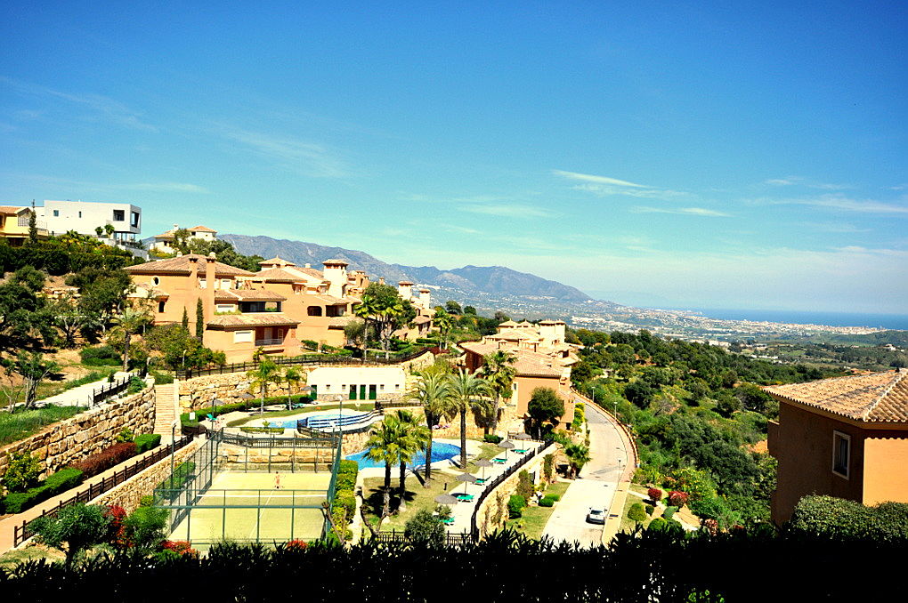  Marbella
- wide view.JPG