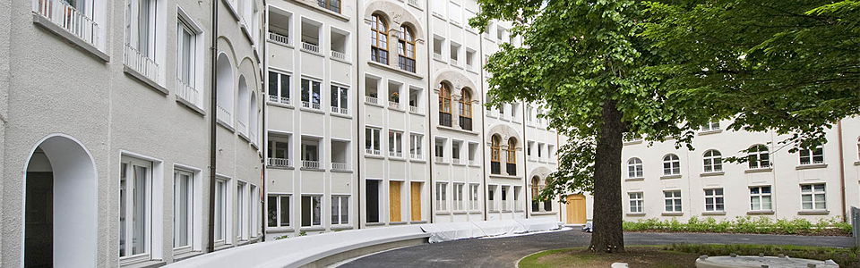 Sell Or Buy Your Luxury Property In Herzogpark With Engel Volkers